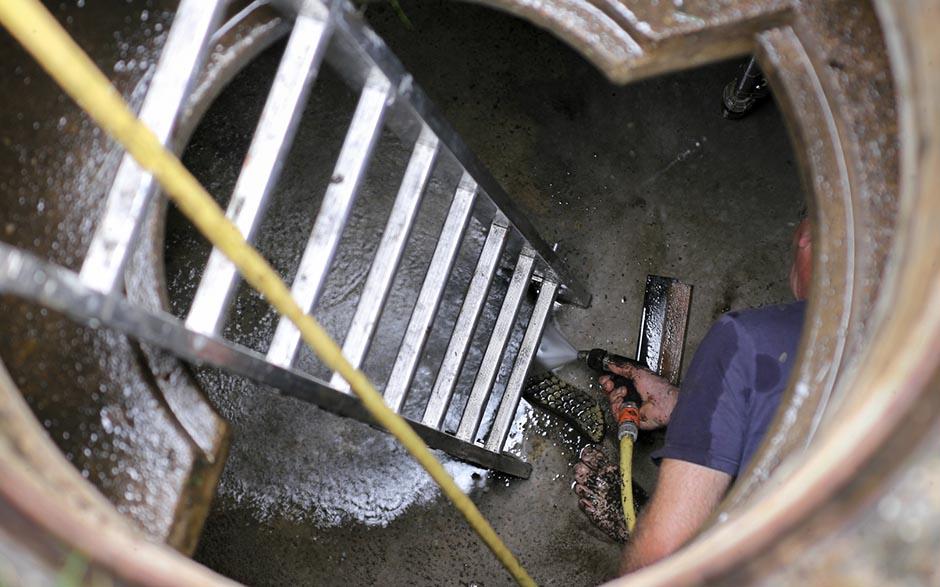 comment déboucher un lavabo Paris 14